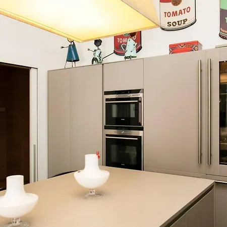 Daire 3br San Babila District - What'app - 0034-635-520-036 - For Reservations!