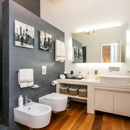 3br San Babila District - What'app - 0034-635-520-036 - For Reservations! Daire Milano